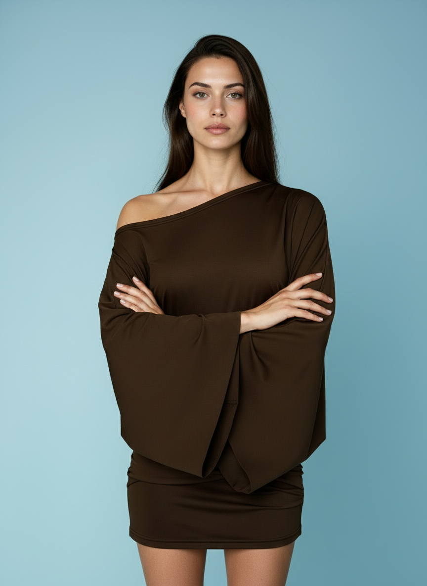 One-shoulder top met ceintuur