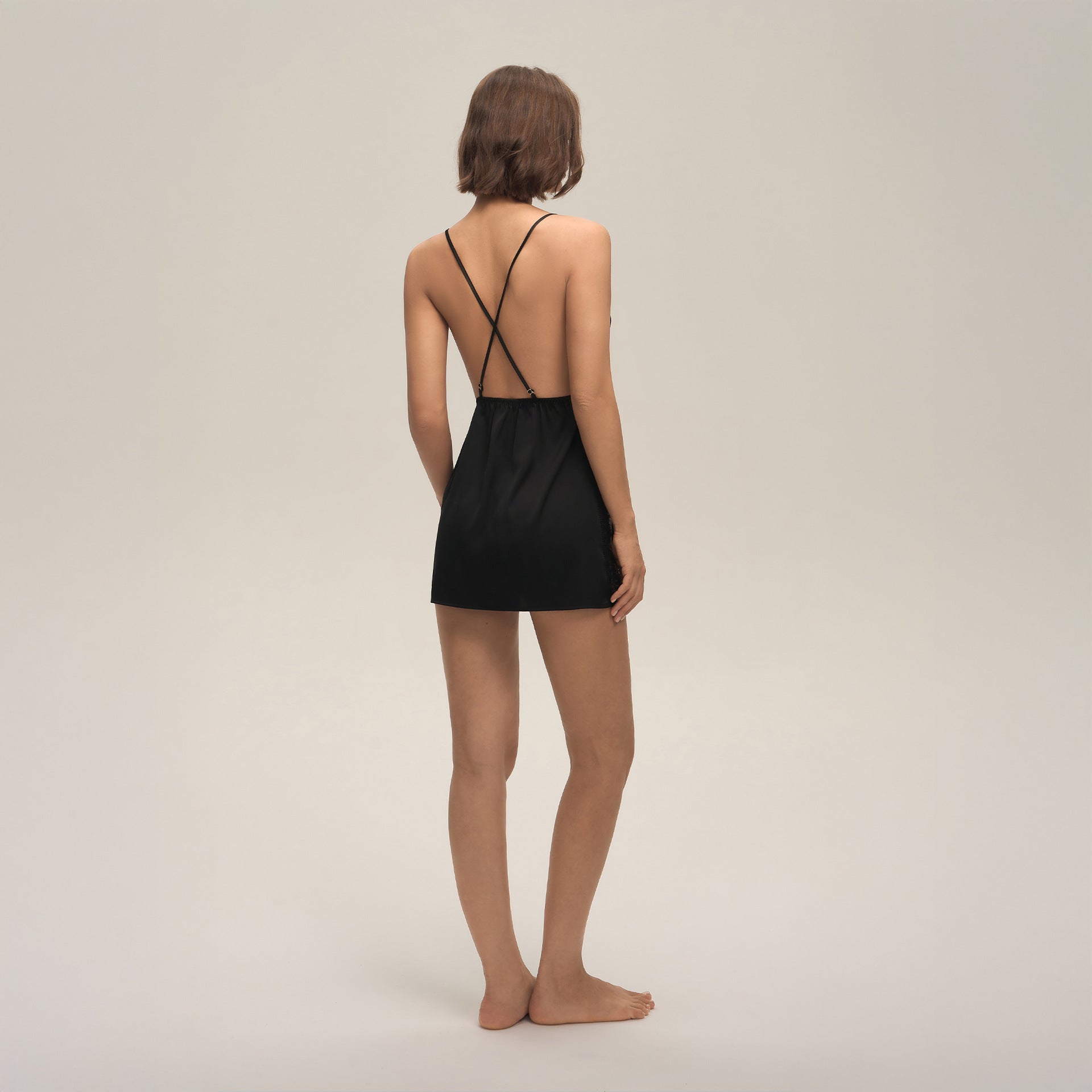 Sexy effen kleur kanten nachtjapon voor dames met effen bandjes