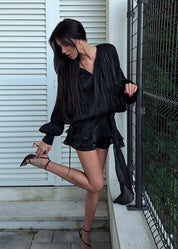 Zwarte Geplisseerde Mini jurk met Parelknopen