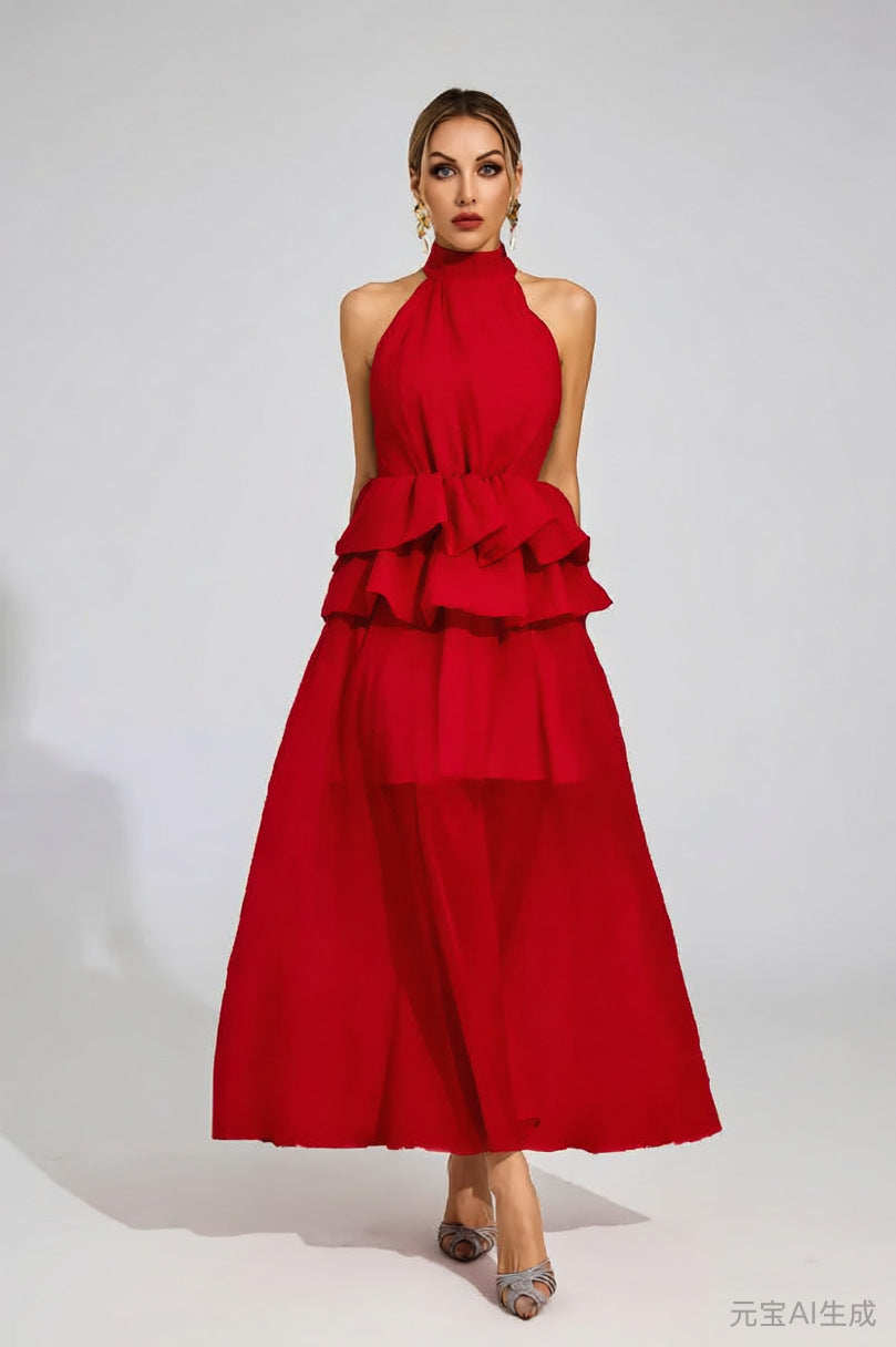 Vloeiende trouwjurk met ruches en een halterhalslijn