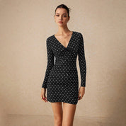 Retro bloemenjurk voor vrouwen met een niche designer-geïnspireerde look