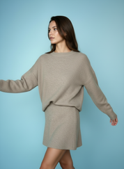 Dames Gebreide Set – Trui & Mini Rok met Hoge Taille