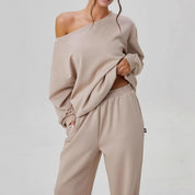 Sportieve casual tweedelige set met een trendy off-shoulder ontwerp