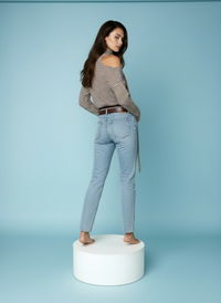 Gestreepte top met sjaaldetail